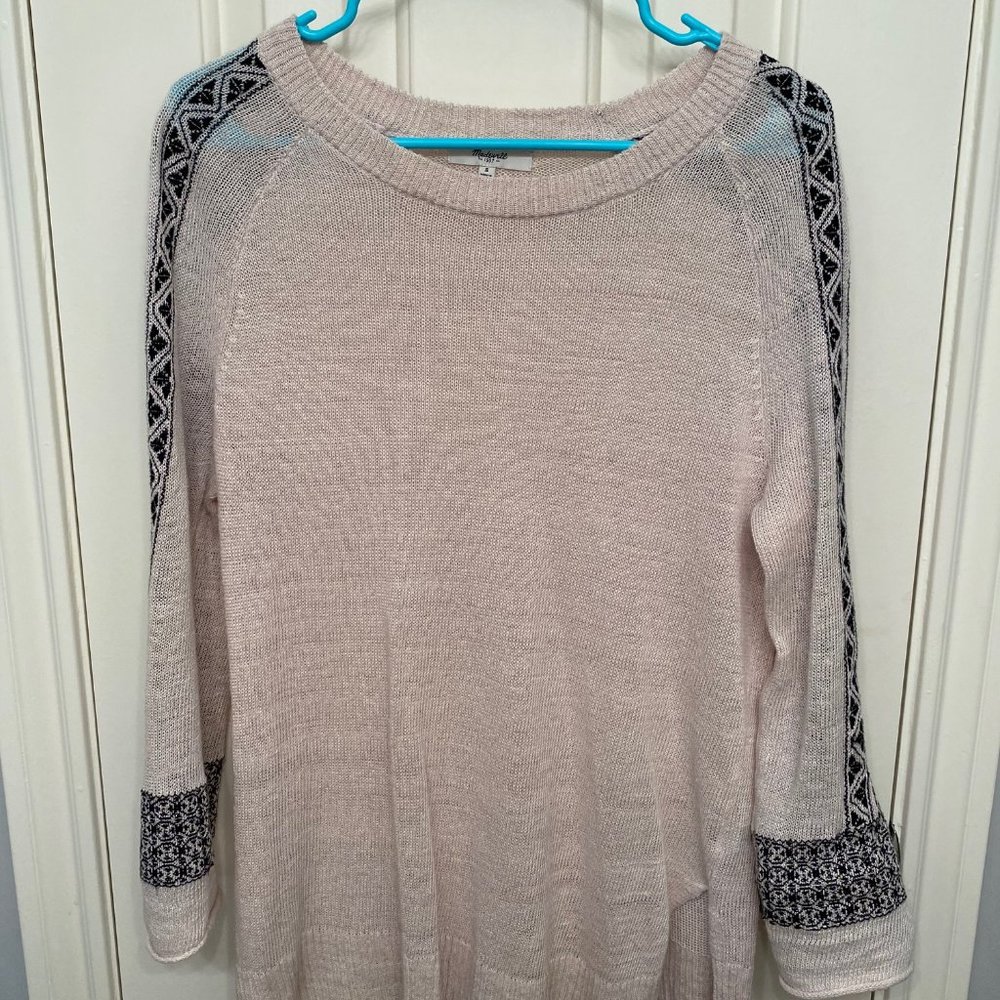 Madewell linen top with embroidered sleeves